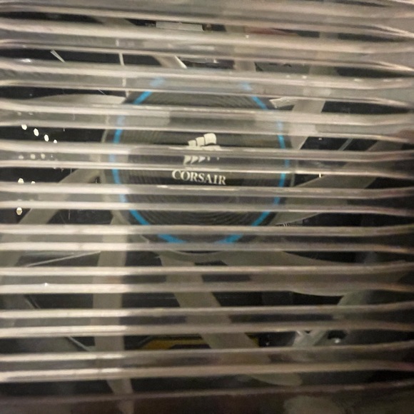 Full Set PC Custom PC Monitor Keyboard And Headset - Picture 14 of 15